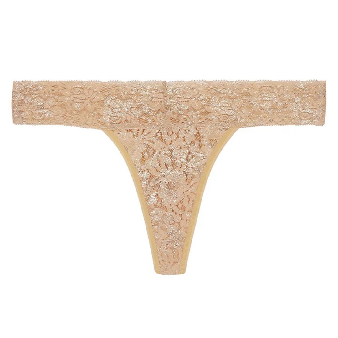 CALCINHA FIO DENTAL EM RENDA