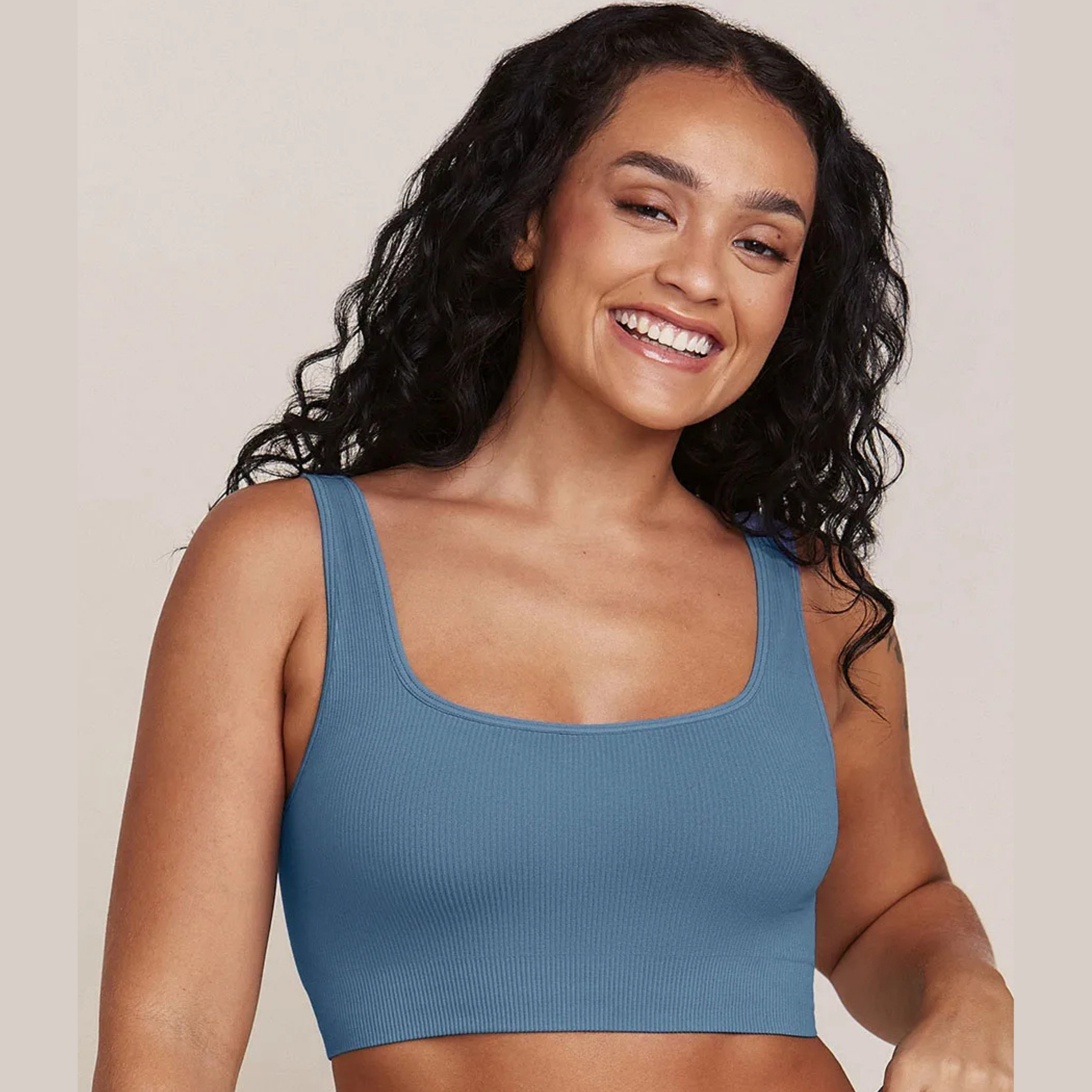 TOP EM MICROFIBRA CANELADA FREE