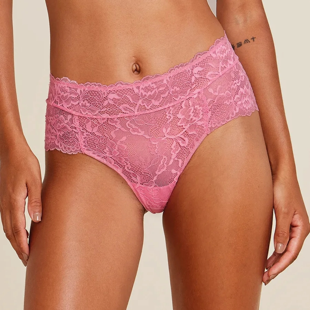 CALCINHA LATERAIS LARGAS EM RENDA