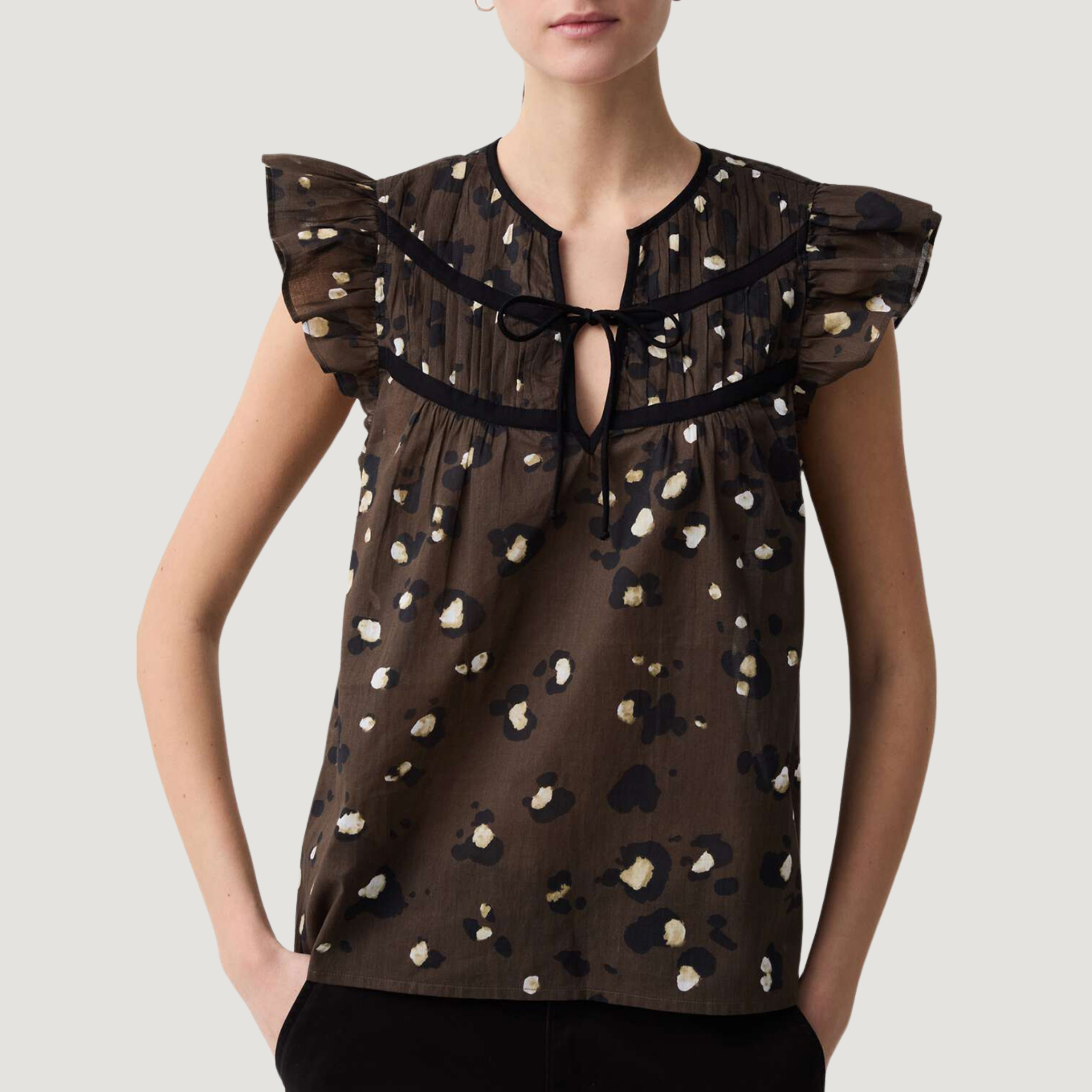 W'S SHIRTS W/O SLEEVES-SHORTSL