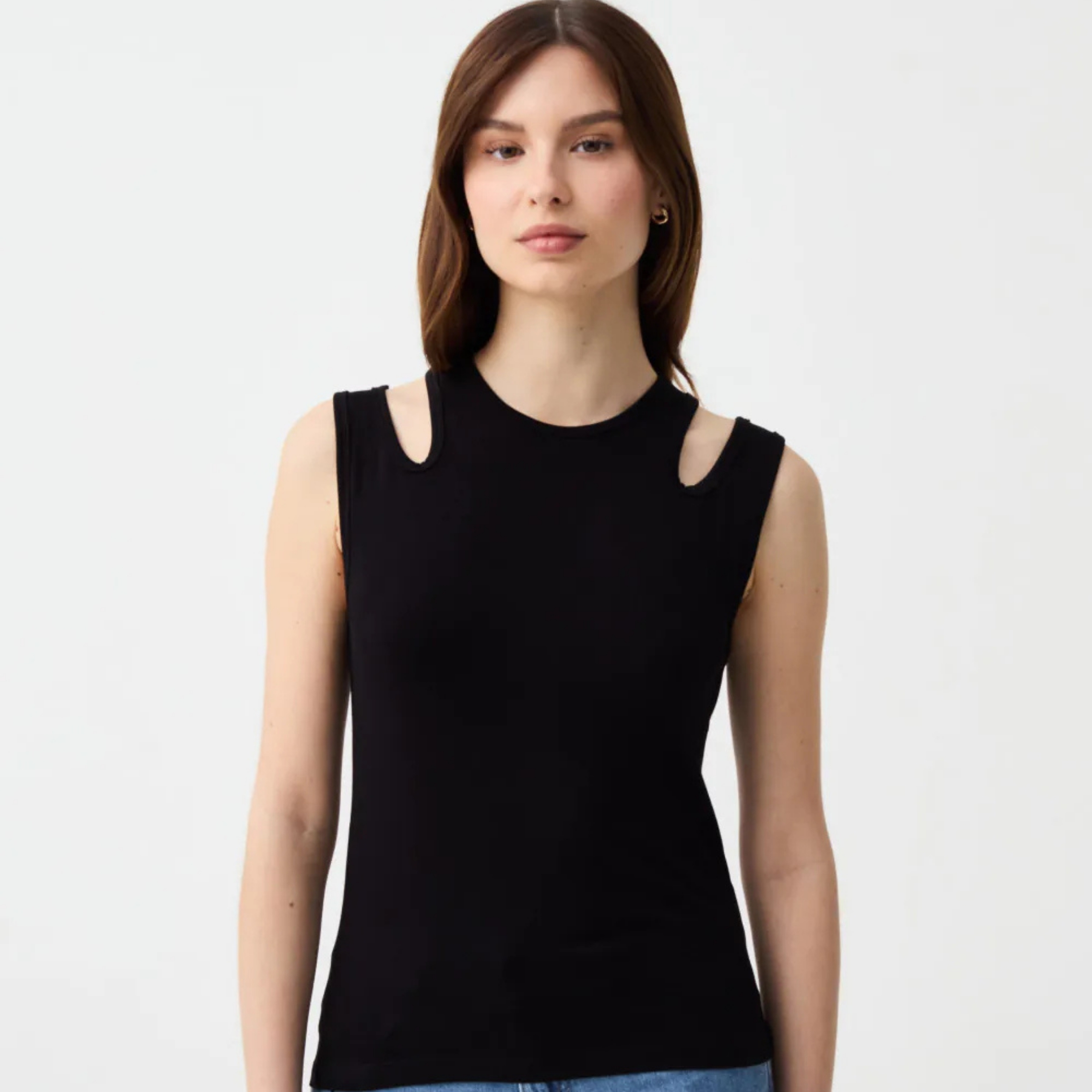 WOMEN'S TOP