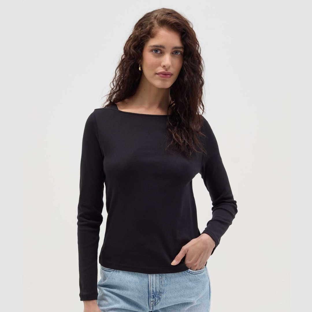 WOMEN'S T-SHIRT -BLACK