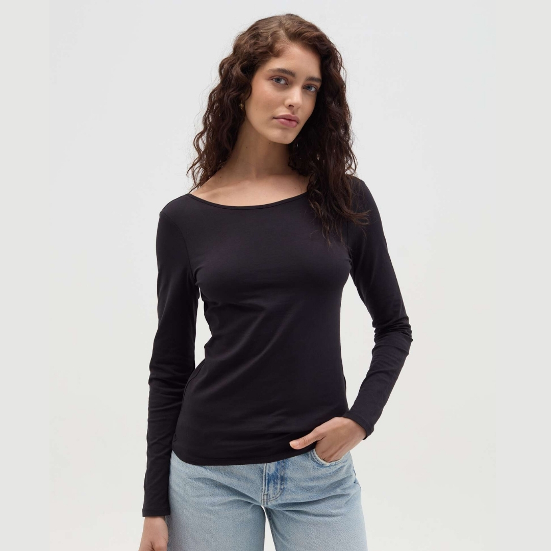 WOMEN'S T-SHIRT -DARK BLACK