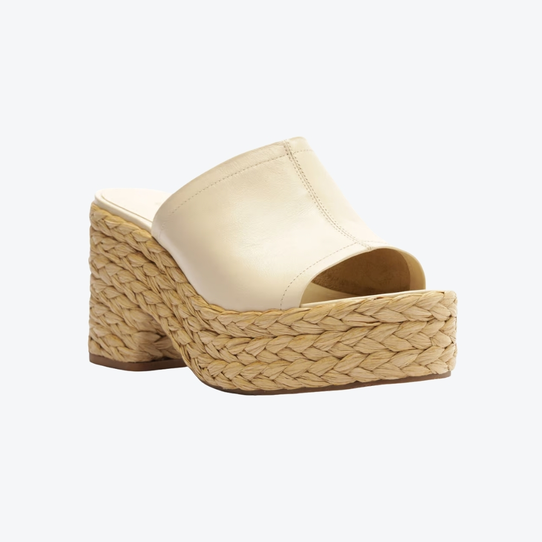 SANDALIA DE TACÓN ALTO