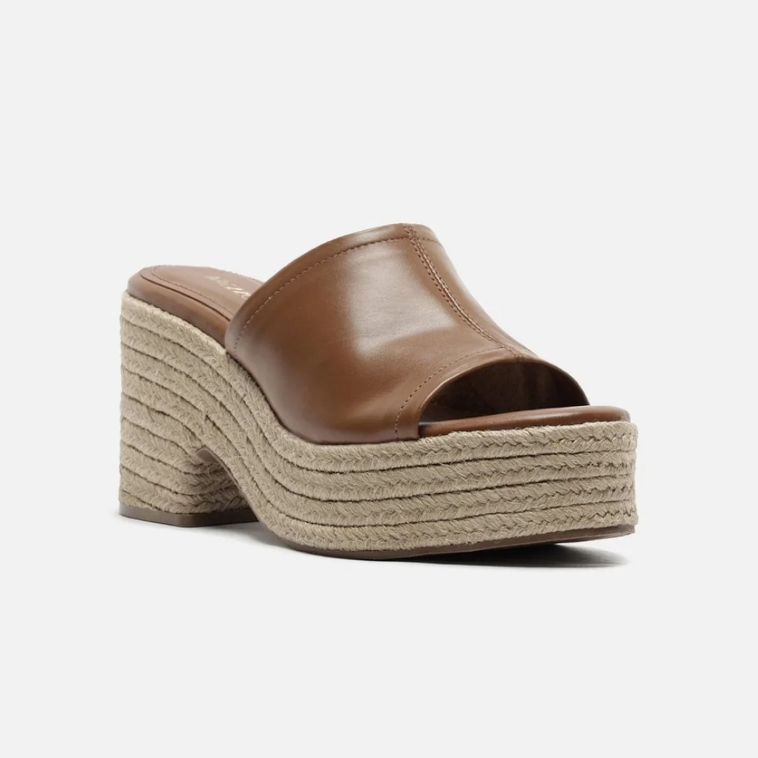 SANDALIA DE TACÓN ALTO