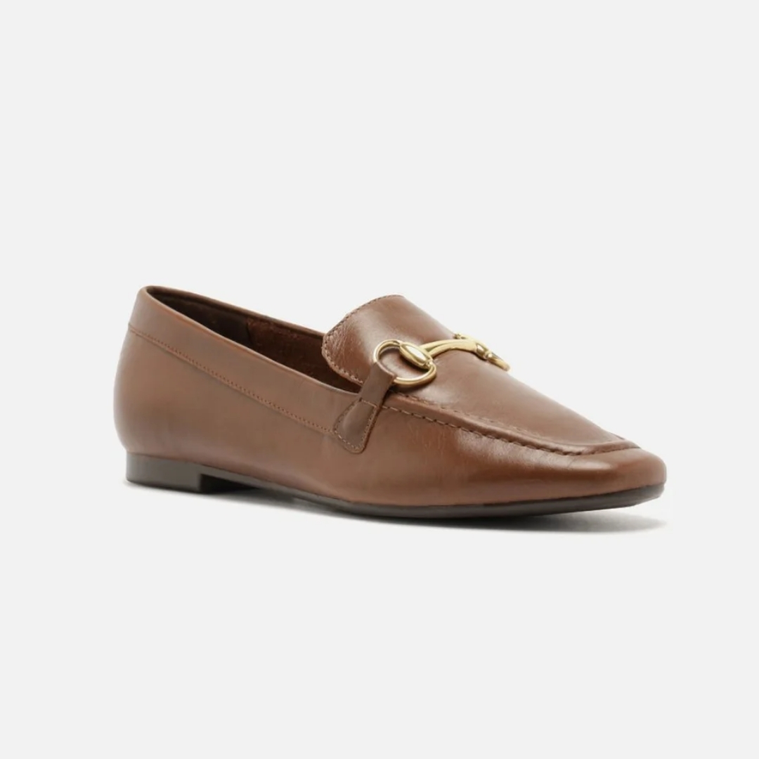 ZAPATO CERRADO DE TACÓN PLANO