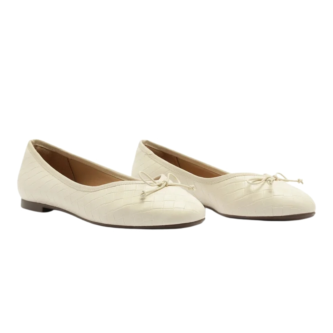 ZAPATO CERRADO DE TACÓN PLANO