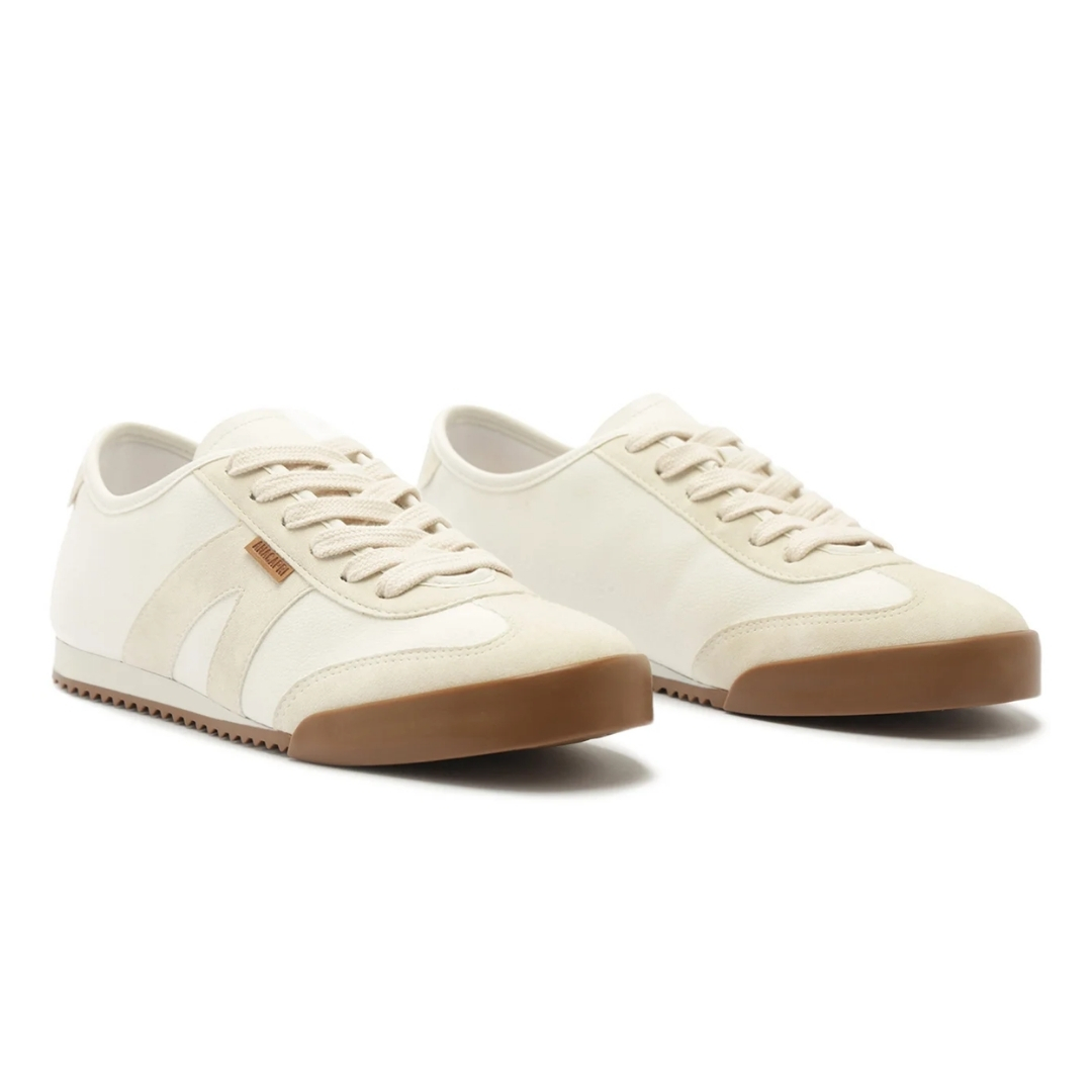 ZAPATO CERRADO DE TACÓN PLANO