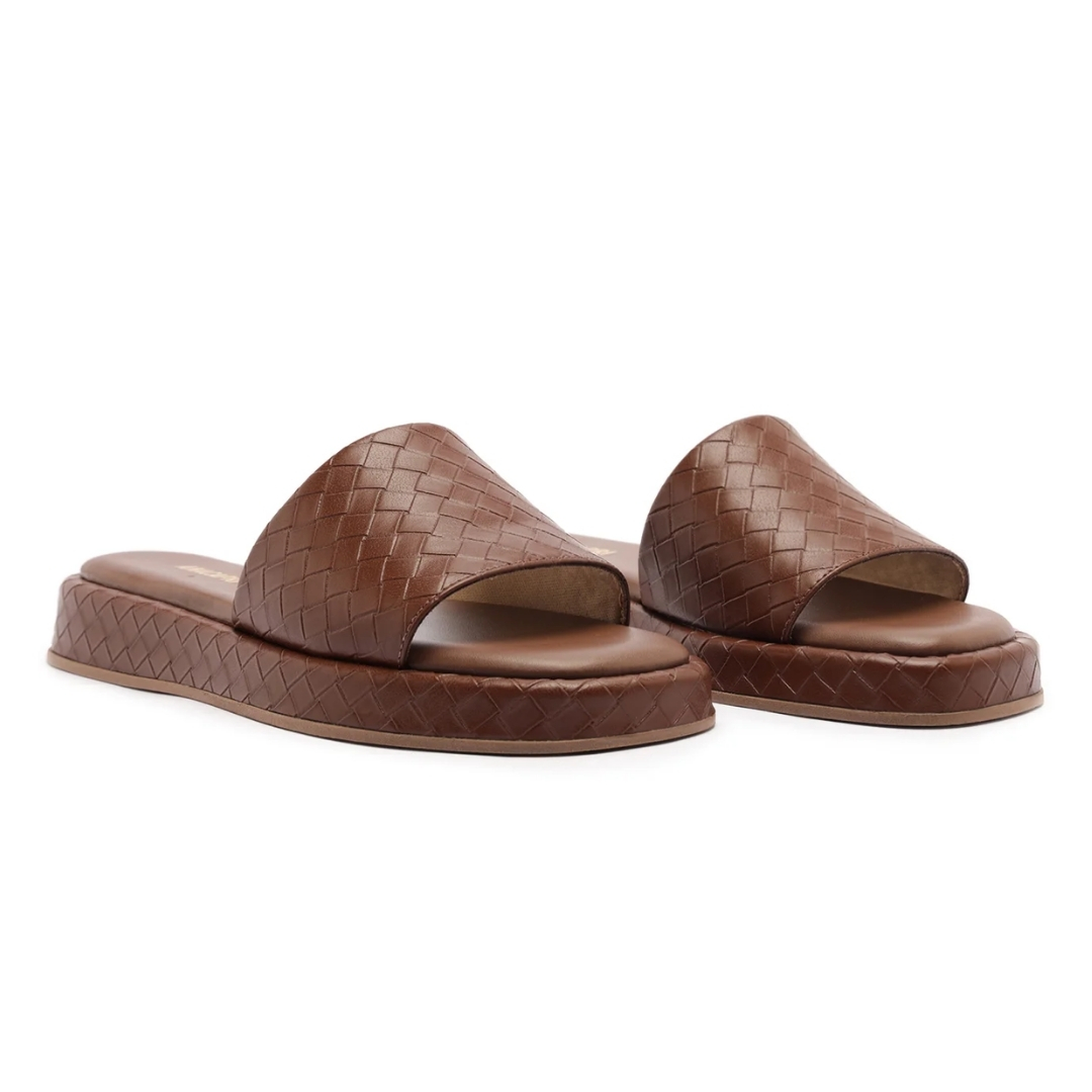 SANDALIA DE TACÓN BAJO