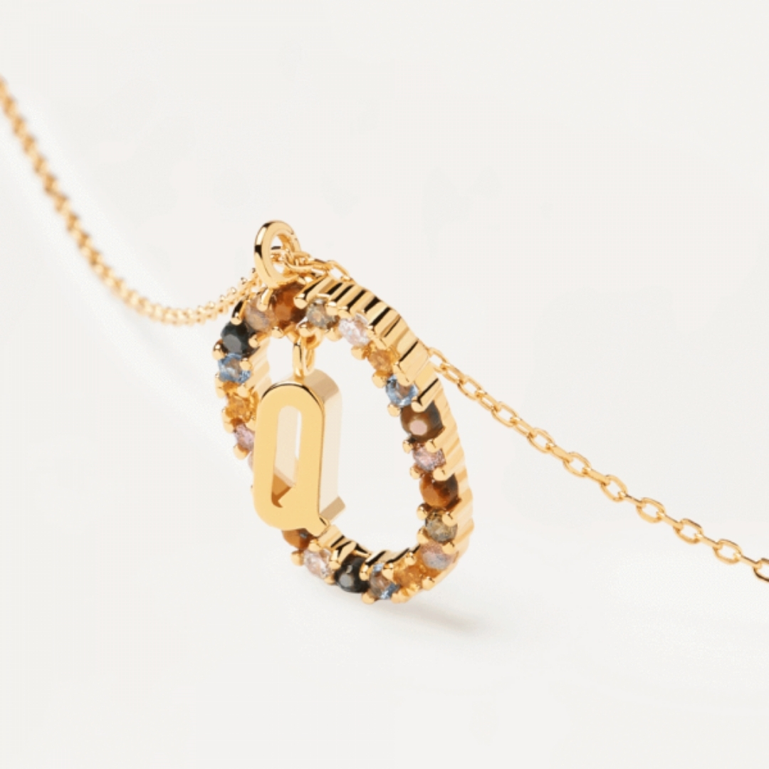CO Letter Q Necklace U