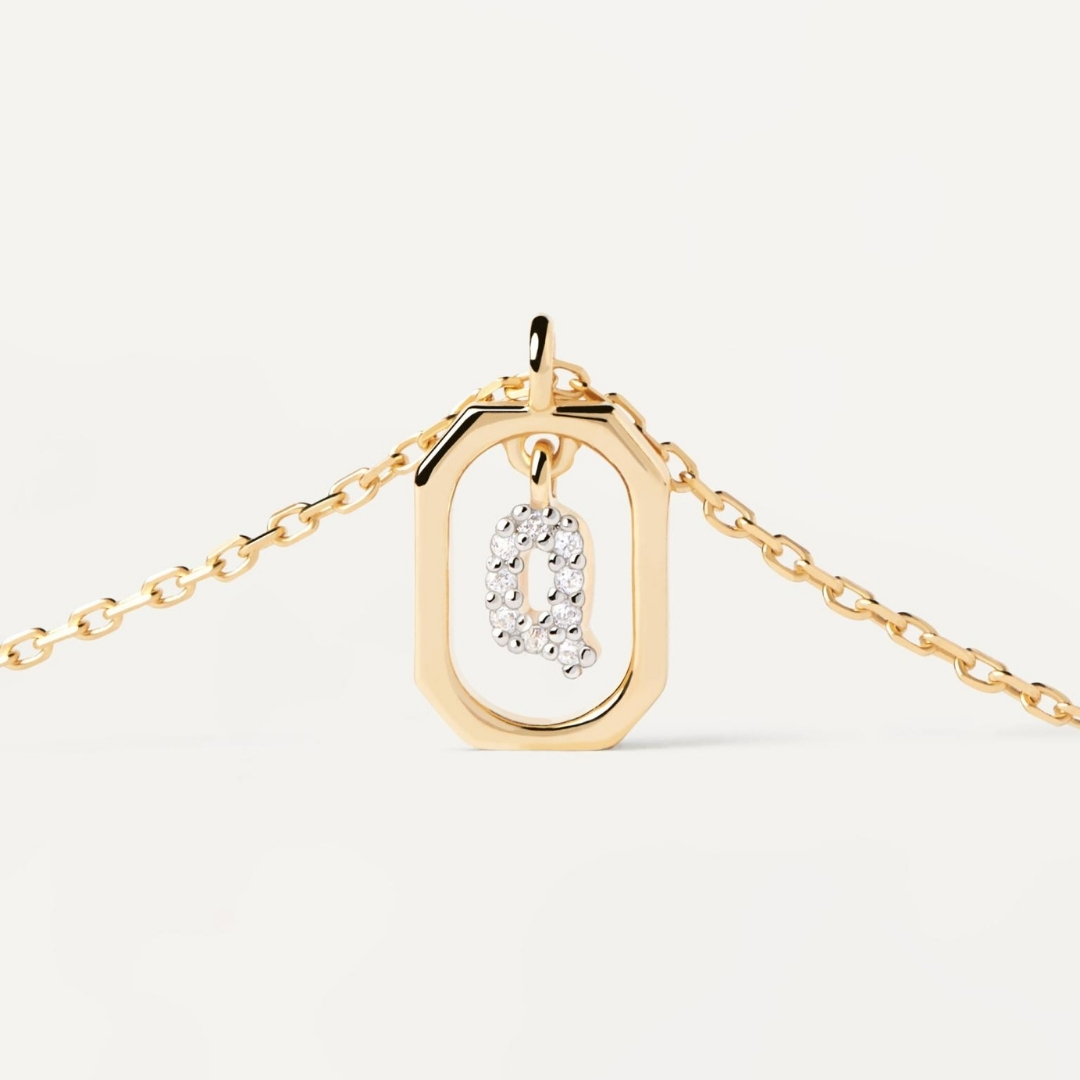 CO Mini Letter Q Necklace U
