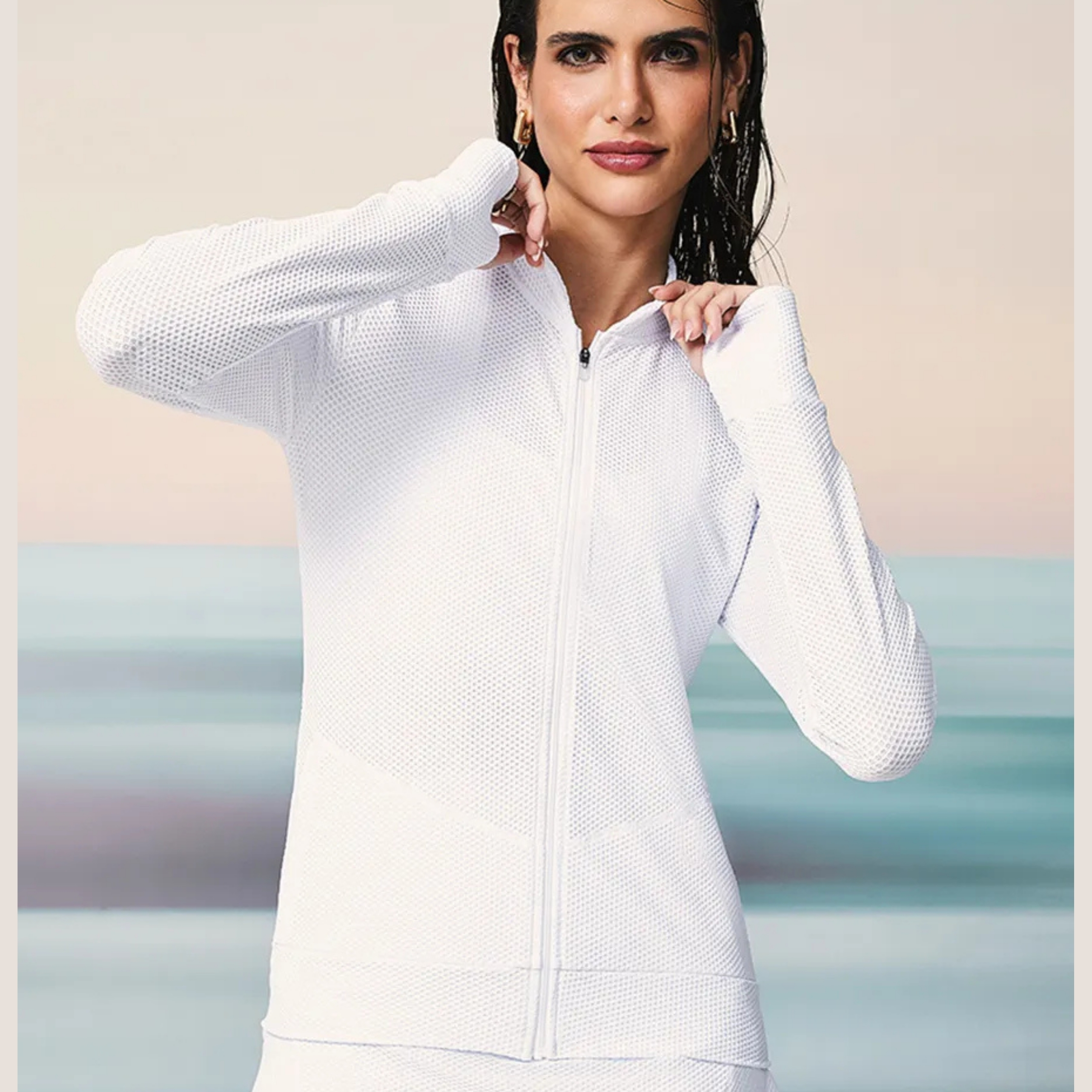 JAQUETA BÁSICA EM TELA