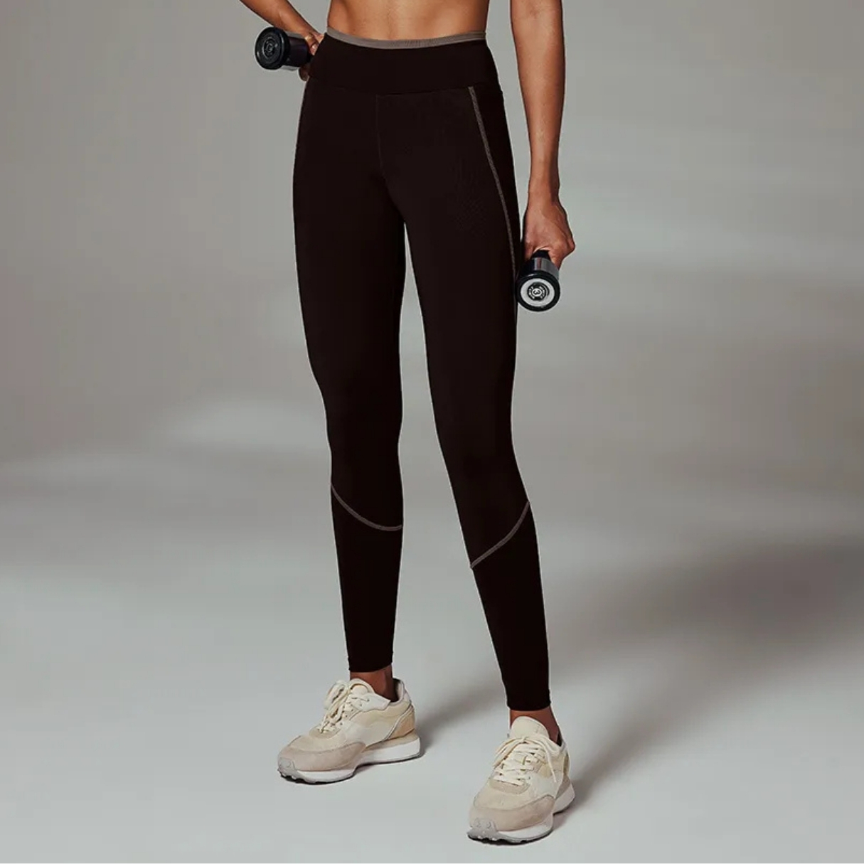 CALÇA LEGGING RECORTES