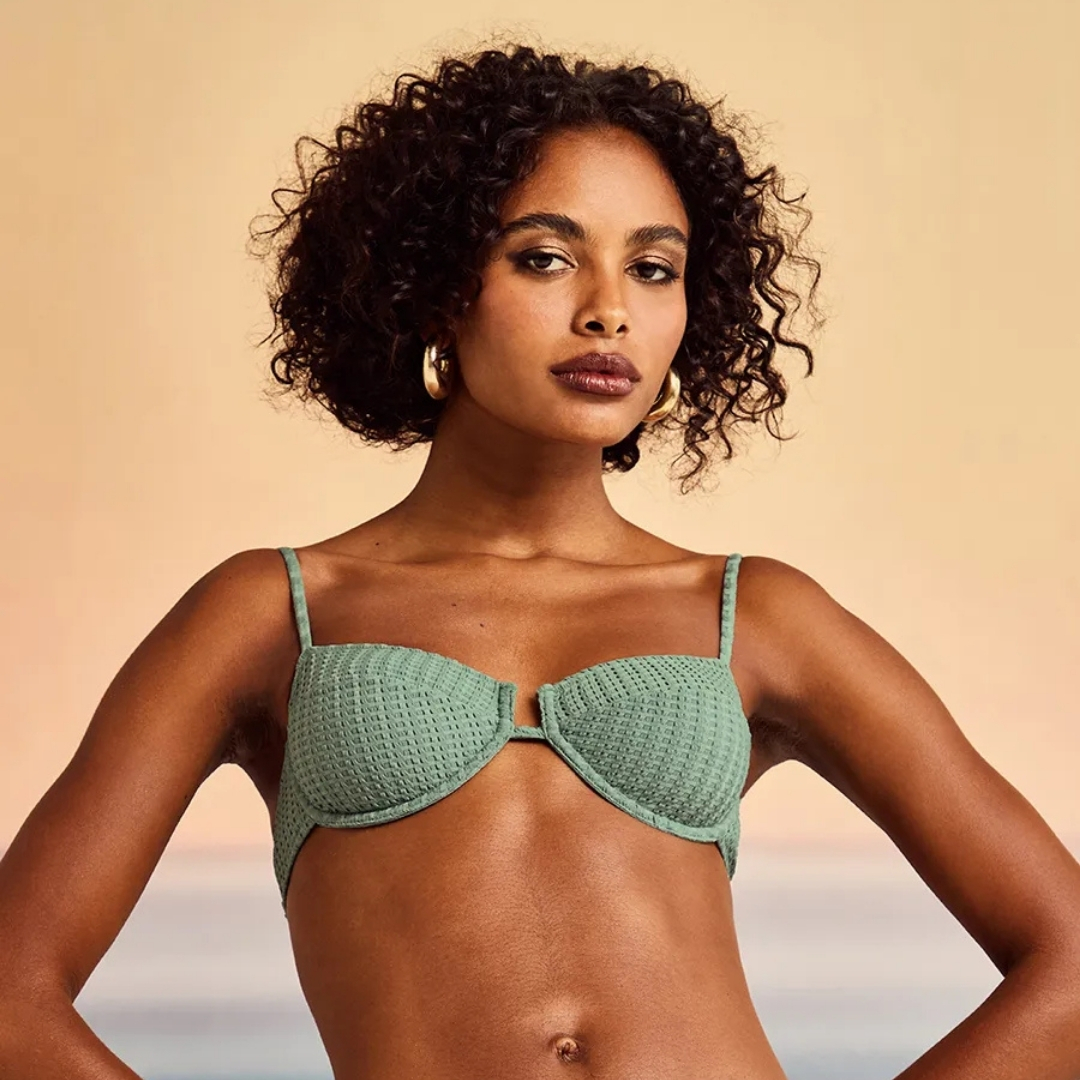 TOP BIQUÍNI MEIA-TAÇA